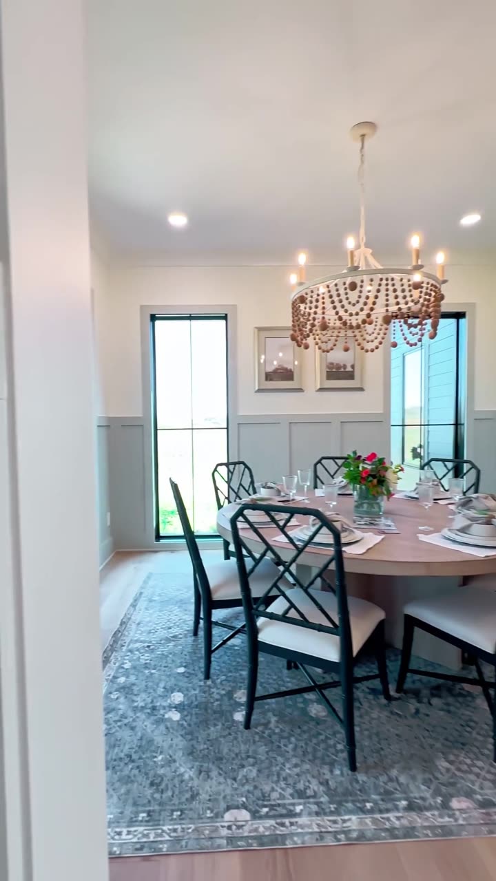 Diningroom 4
