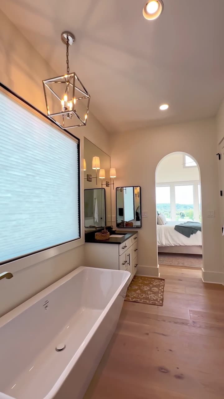 Master Bathroom 7